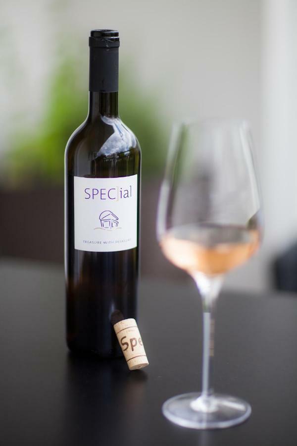 Design & Wine Vila Special Блед Екстер'єр фото